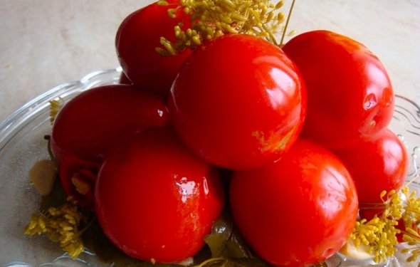 Маринованные помидоры черри