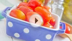 Как приготовить маринованные помидоры (ВИДЕО)